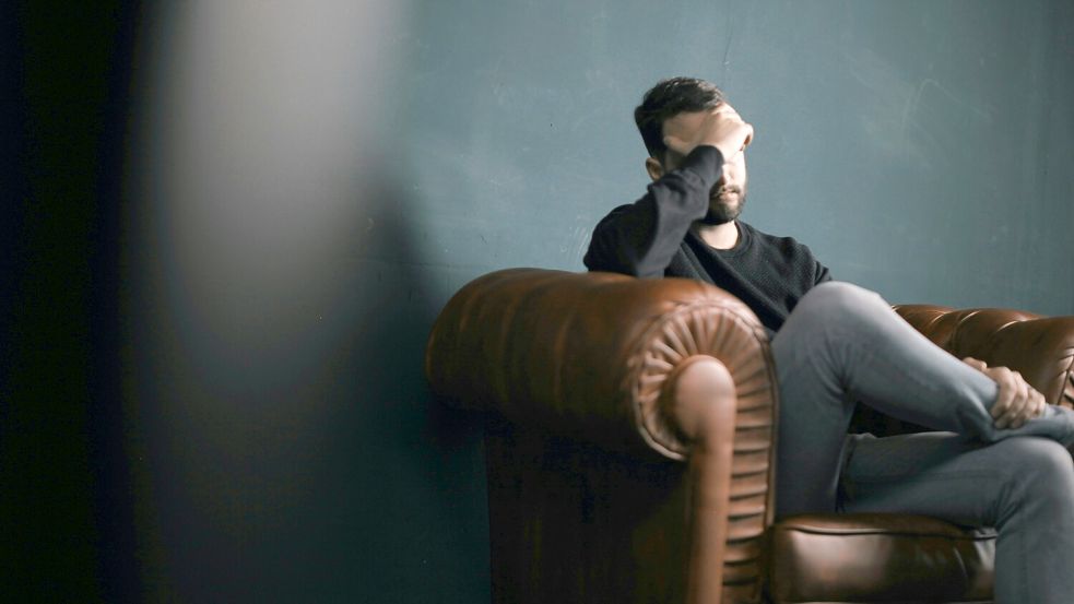 Die Scham ist groß, wenn Männer Opfer häuslicher Gewalt werden. Foto: Unsplash/Nik Shuliahin