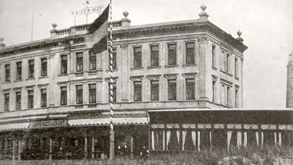 Das Foto zeigt das Hotel Kaiserhof im Jahr 1894. Foto: Archiv des Heimatverein Borkum/Jubiläumsbuch „175 Jahre Nordseeheilbad Borkum“
