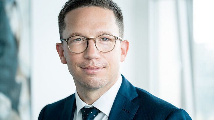 „Wir wollen die Autonomie der Hochschulen weiter stärken“, sagt Wissenschaftsminister Falko Mohrs (SPD). Foto: Moritz Küstner