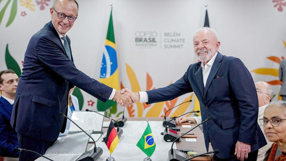 Nach seinen Äußerungen zur Stadt Belém wird Bundeskanzler Friedrich Merz beim G20 erneut mit dem brasilianischen Präsidenten Luiz Inácio Lula da Silva zusammentreffen. Foto: Kay Nietfeld/dpa