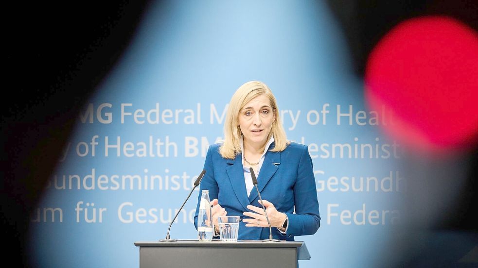 Warken warnt vor höheren Beiträgen. (Archivbild) Foto: Annette Riedl