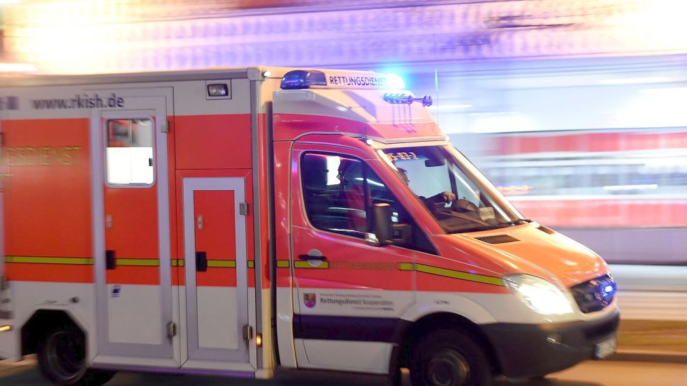 Das Mädchen wurde an einem Kreisverkehr überrollt. (Symbolbild) Foto: Carsten Rehder