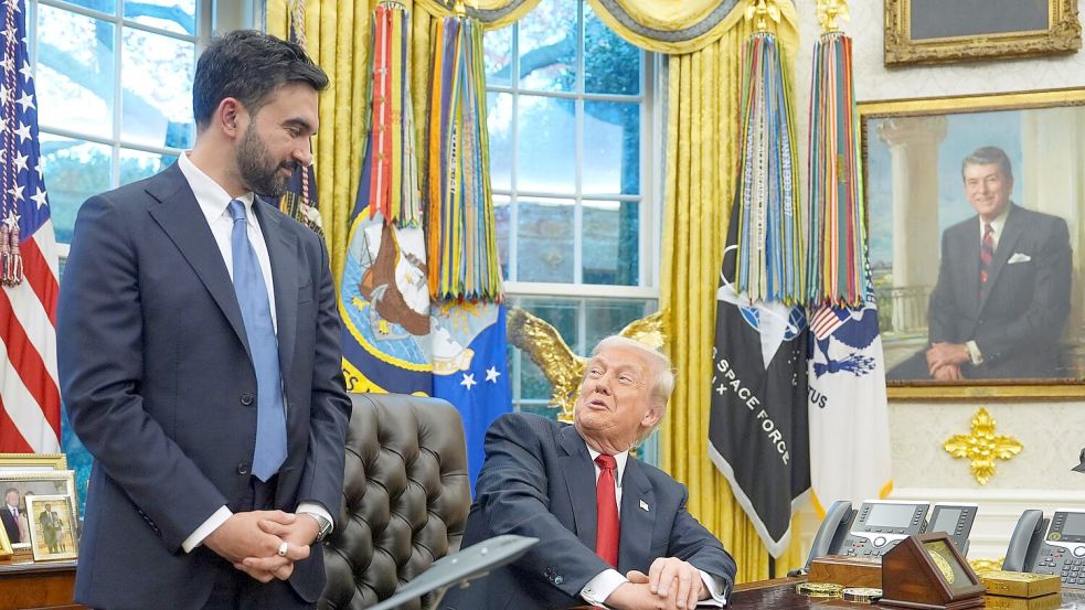 Der linke Demokrat und der Republikaner gaben ein überraschend einträchtiges Bild ab. Foto: Evan Vucci/AP/dpa