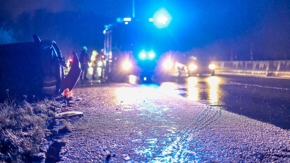 Auf glatten Straßen kam es zu mehreren Unfällen. Foto: Christoph Reichwein