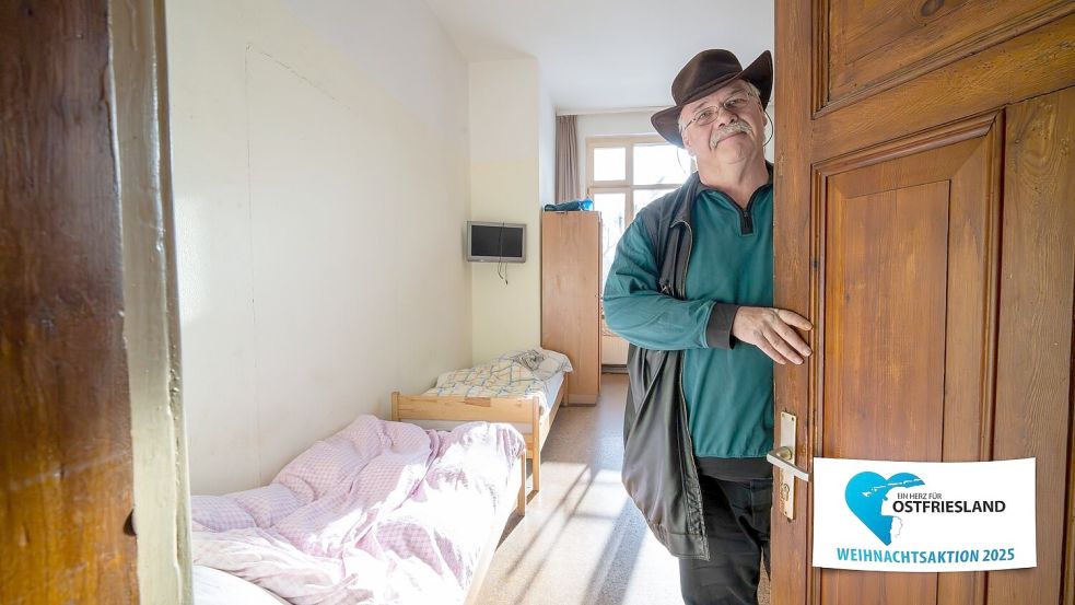 Ralf Veltjes leitet das Übernachtungsheim des DRK Aurich und die ambulante Wohnungslosenhilfe. Foto: Klaus Ortgies
