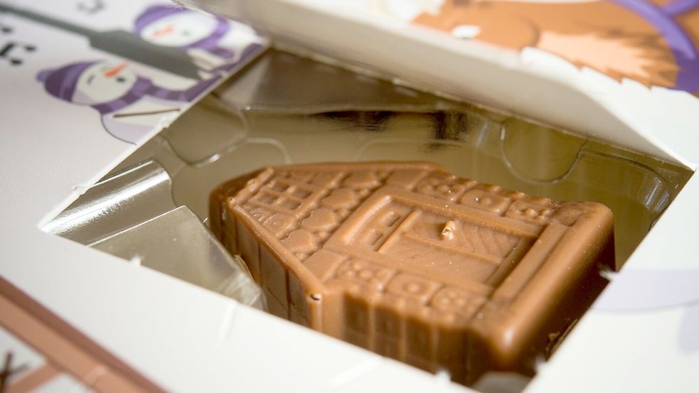 In vielen Adventskalendern steckt Schokolade - und die ist deutlich teurer geworden. (Symbolbild) Foto: Patrick Pleul