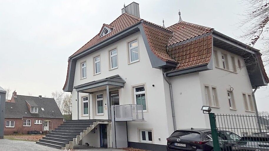 Die Villa Rosengarten an der Egelser Straße 1 in Aurich
