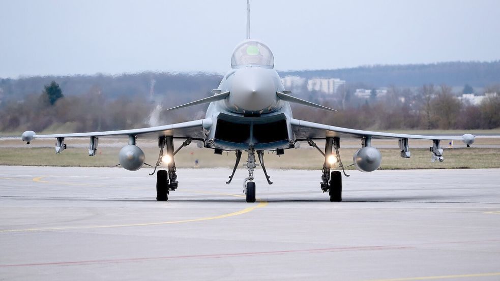 Wegen der verschärften Bedrohungslage will die Bundeswehr wieder Tieffluggebiete fürs Pilotentraining nutzen. Foto: Sven Hoppe