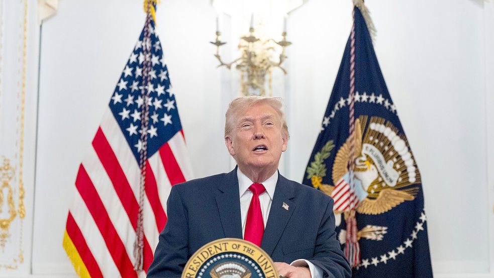 Eine Nationalgardistin ist laut US-Präsident Donald Trump ihren Verletzungen erlegen. Foto: Alex Brandon/AP/dpa