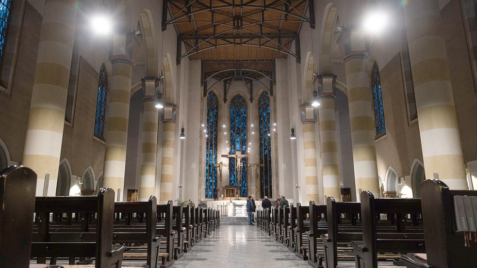 So sah die Herz-Jesu-Kirche aus, als sie das Bistum noch nutzte. Jetzt könnten hier Probenräume fürs Theater Osnabrück entstehen. Foto: Michael Gründel