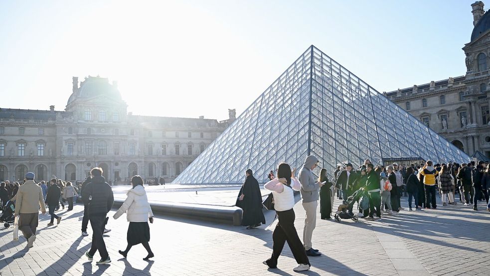 Mit den Mehreinnahmen sollen dringend benötigte Modernisierungen und Sicherheitsmaßnahmen finanziert werden. (Archivbild) Foto: Emma Da Silva/AP/dpa