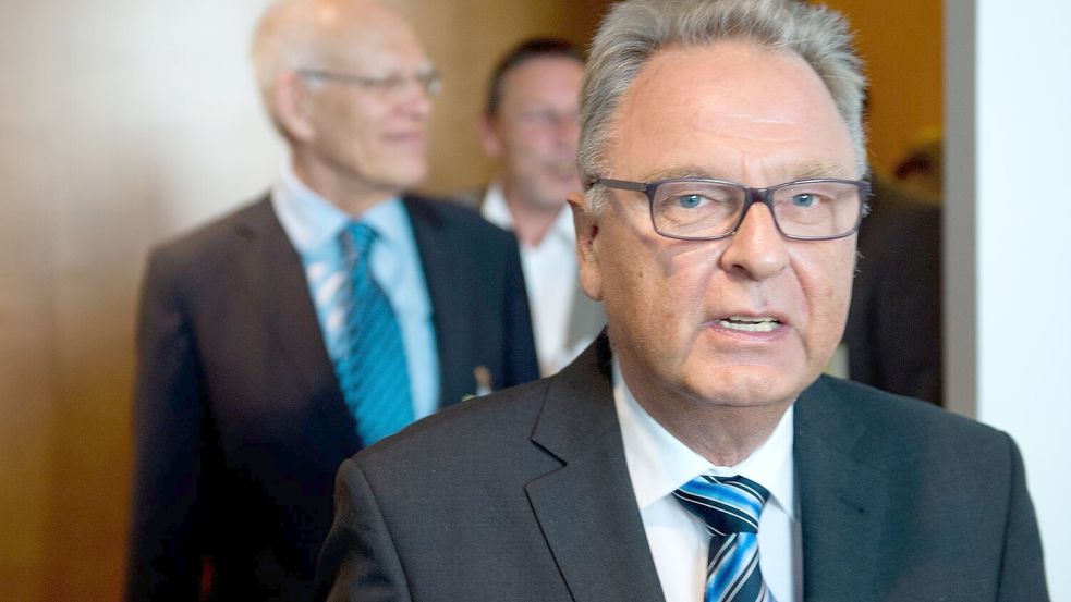 Der frühere Verfassungsgerichtspräsident Hans-Jürgen Papier hatte zuletzt den Vorsitz der Beratenden Kommission NS-Raubgut inne. (Archivbild) Foto: Bernd von Jutrczenka