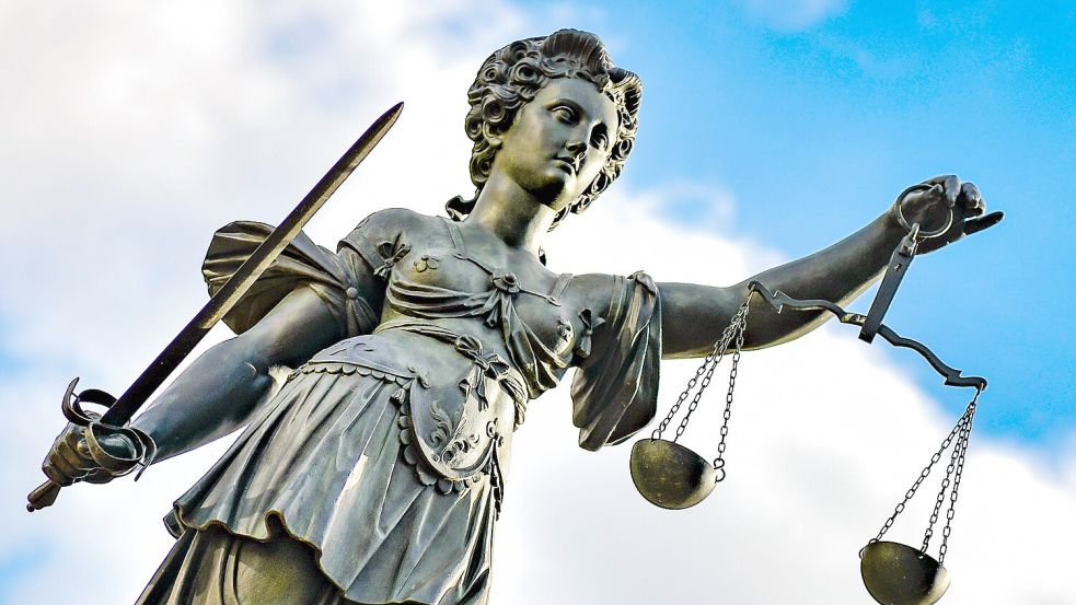 Dank einer besseren Sozialprognose ist ein junger Delmenhorster dem Gefängnis aus dem Weg gegangen. Foto: imago images/Jan Huebner