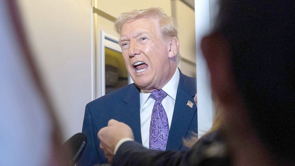 Trump gibt sich mit Blick auf ein Abkommen für ein Kriegsende optimistisch. Foto: Alex Brandon/AP/dpa