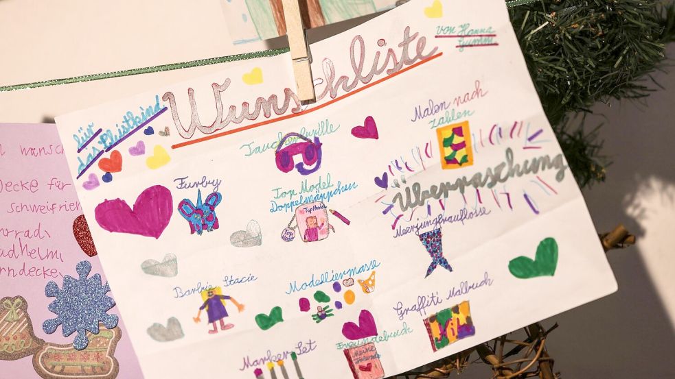 Viele Kinder haben ihre Briefe mit Malereien oder Aufklebern verziert. (Archivbild) Foto: Oliver Berg