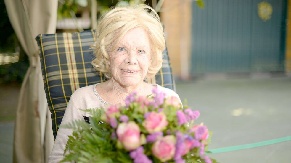 Ingrid van Bergen in ihrem Wohnhaus in Niedersachsen. Sie wurde 94 Jahre alt. Foto: IMAGO / Andre Lenthe