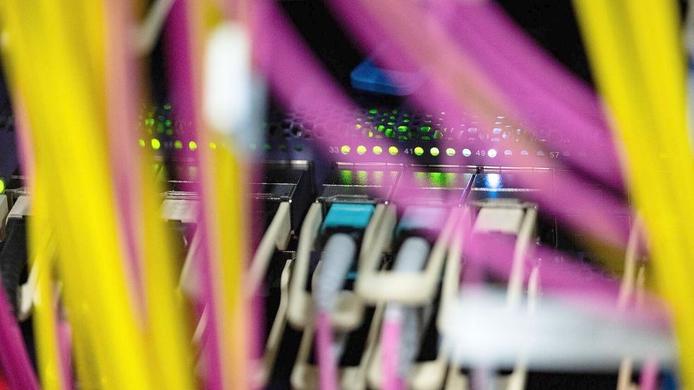 Blick aus einem Rechenzentrum - die Datenmassen steigen rasant im Internetzeitalter. (Symbolbild) Foto: Marijan Murat