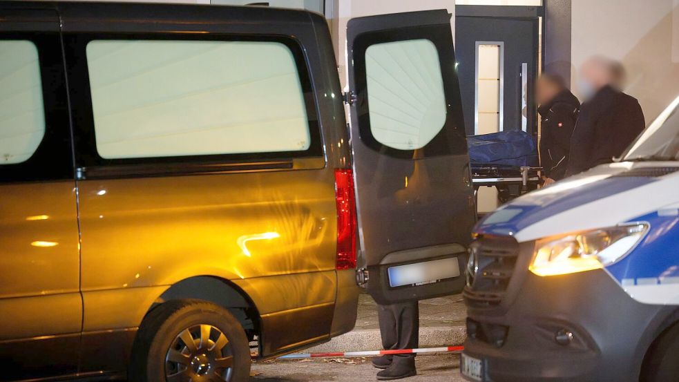 Bis in den Abend war die Spurensicherung am Samstag im Einsatz. Foto: Henning Kaiser