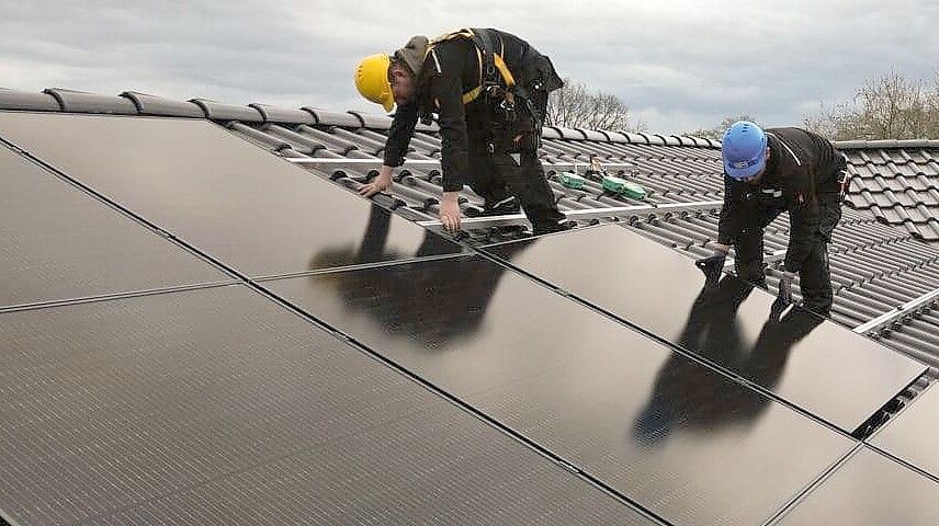 Mehr als 500 PV-Anlagen hat das Fachunternehmen aus Steenfelde bereits installiert. Foto: privat