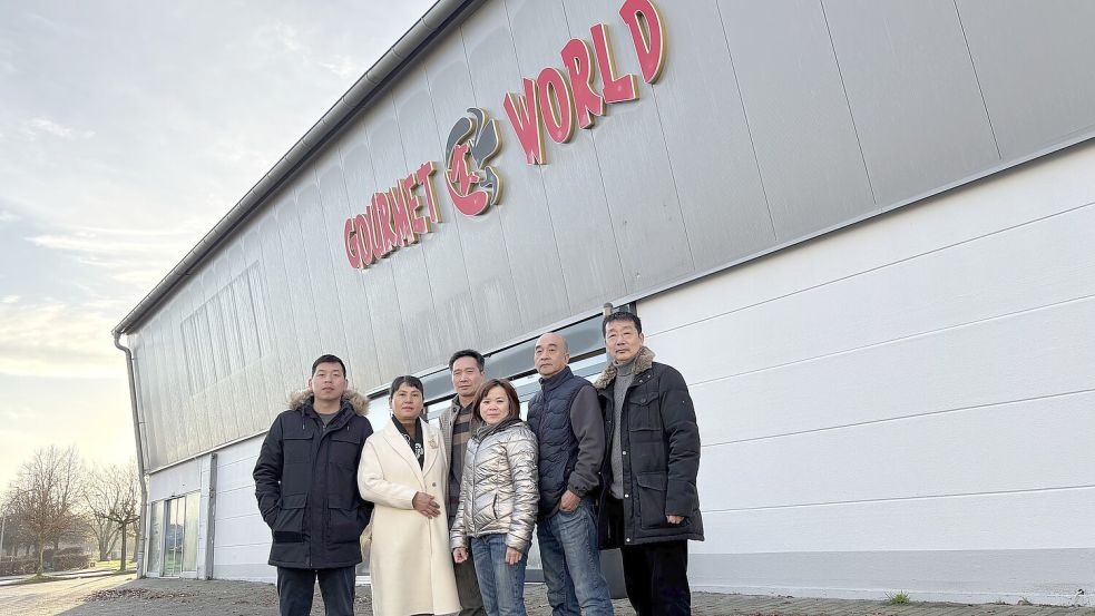 Erwartet bald die ersten Gäste: das Team der Gourmet-World an der Ubierstraße.