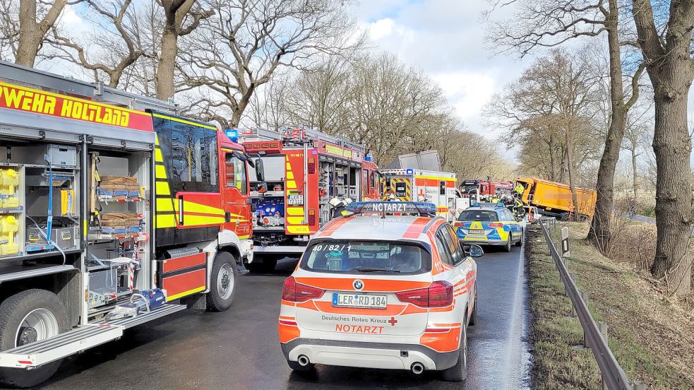 Auf der Bundesstraße 72 war es im März 2025 zu einem schweren Verkehrsunfall gekommen. Foto: Bodo Wolters/Archiv