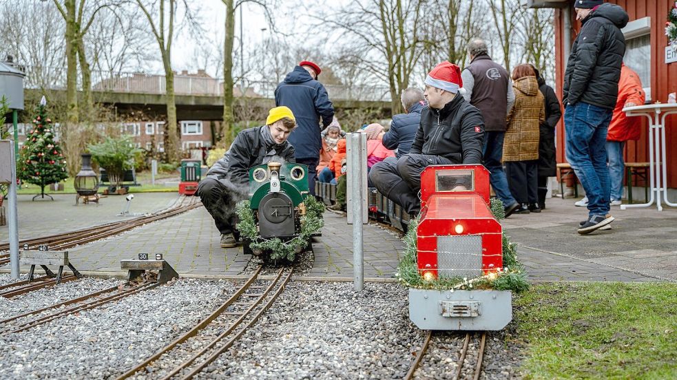 Der Winter-Dampf-Markt bei den Minibahnern lockt immer viele Kinder und Erwachsene an. Foto: Minibahner/Archiv
