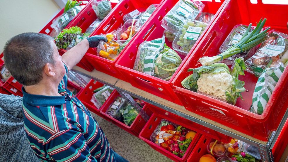 Vielen Tafeln fehlen immer noch dringend Helferinnen und Helfer. (Archivbild) Foto: Jens Büttner