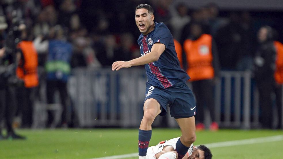 Für dieses Foul gegen Achraf Hakimi wurde Luis Díaz gesperrt. (Archivbild) Foto: Federico Gambarini