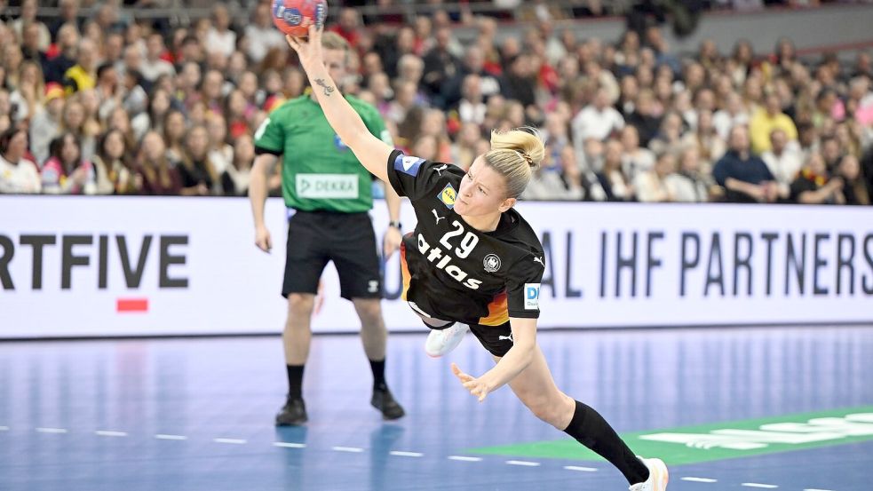 Kapitänin Antje Döll ist bislang die erfolgreichste Werferin im DHB-Team. Foto: Federico Gambarini