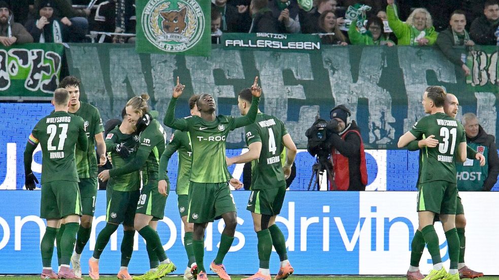 Wolfsburg holt den ersten Heimsieg nach fast elf Monaten. Foto: Swen Pförtner