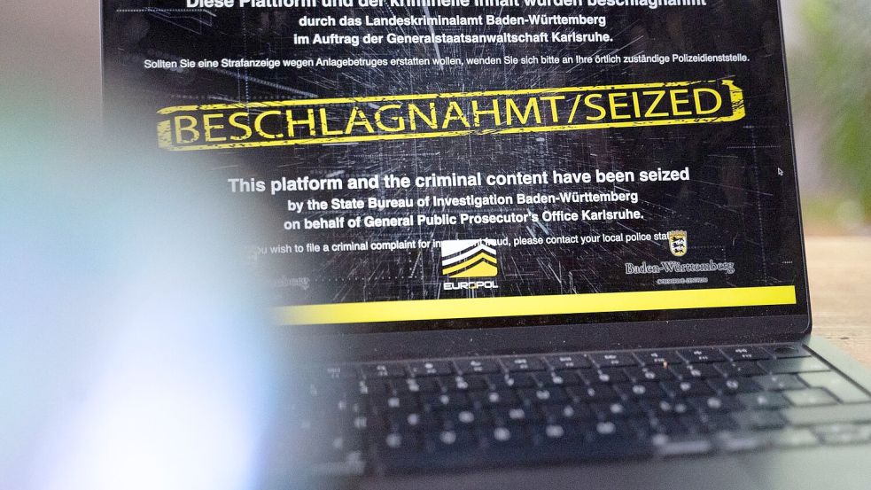 Bereits im Juni und Oktober haben die Ermittler mehr als 2.200 betrügerische Internetseiten abgeschaltet. (Symbolbild) Foto: Leonie Asendorpf
