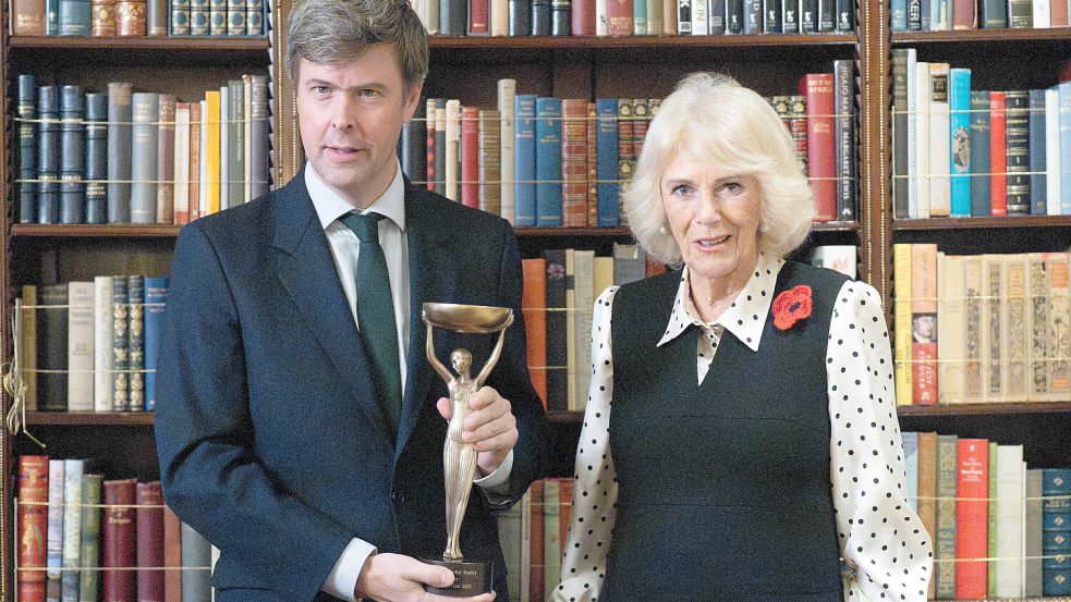 Schreibt über Penisse und wird von Königin Camilla geehrt: Schriftsteller David Szalay. Foto: picture alliance / Photoshot