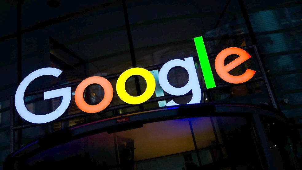 Google könnte nach Ansicht der EU-Kommission auf dem KI-Markt gegen Wettbewerbsrecht verstoßen haben. (Archivbild) Foto: Christian Charisius