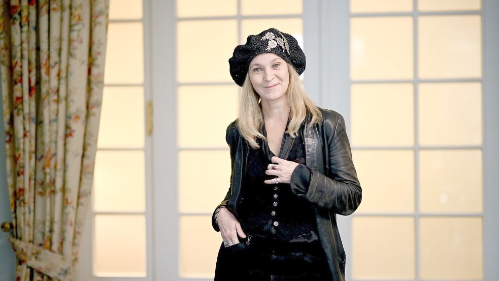 Schauspielerin Jeanette Hain ist seit ein paar Tagen in der ARD-Mediathek als Mafiapatin zu sehen. Foto: Britta Pedersen