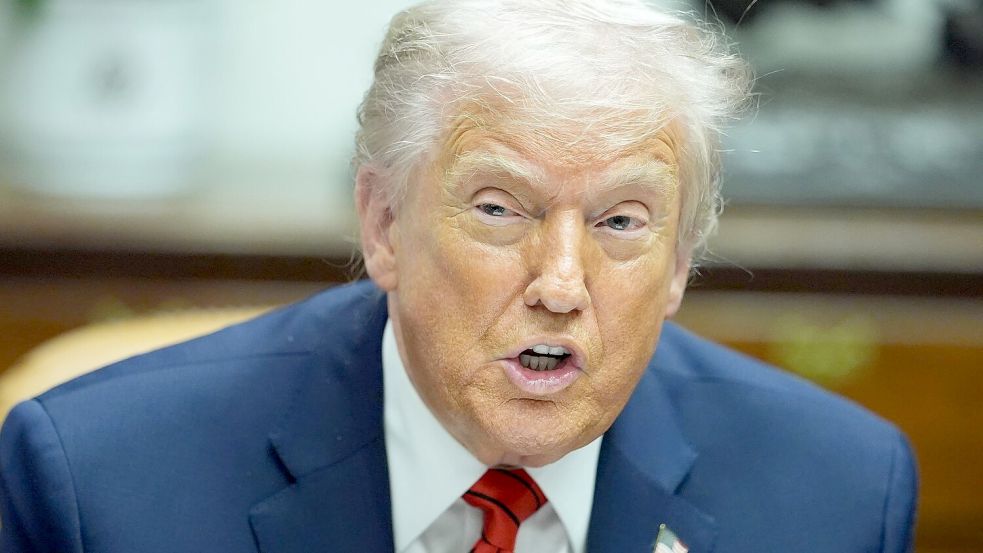 CNN berichtet oft kritisch über Trump. (Archivbild) Foto: Evan Vucci/AP/dpa