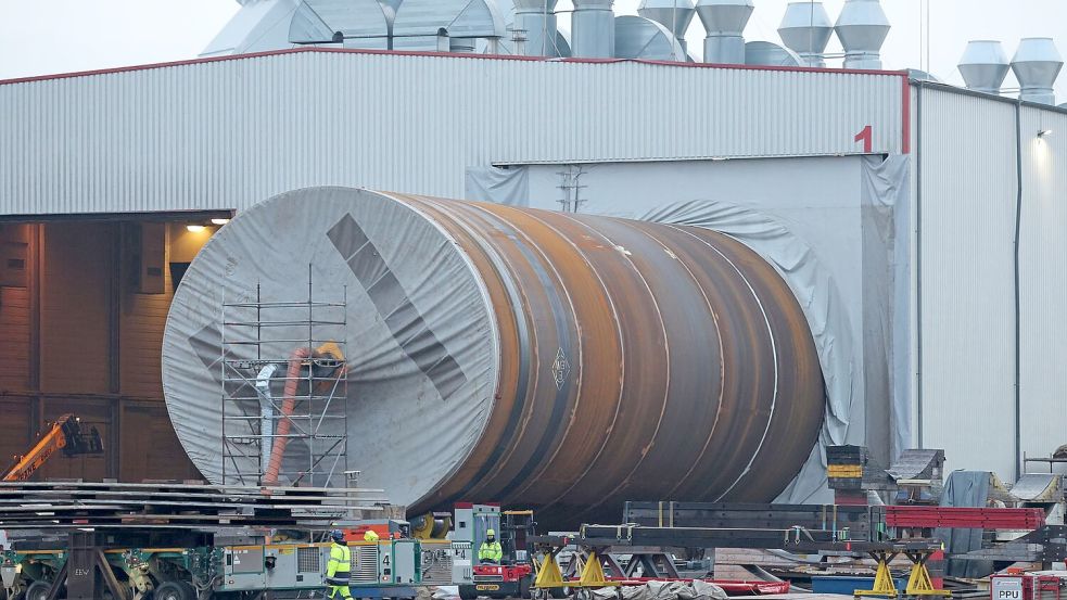 Hohe US-Zölle etwa auf Stahl belasten die Wirtschaft. Foto: Bernd Wüstneck