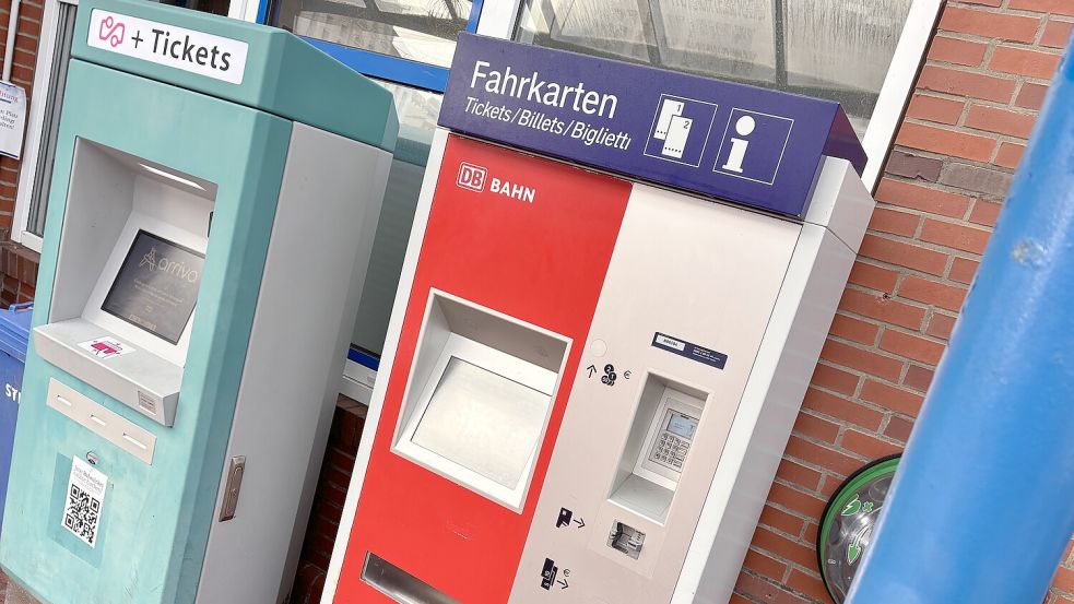 Der Fahrkarten-Automat am Inselbahnhof wird zu Jahresbeginn abgebaut. Foto: Florian Ferber