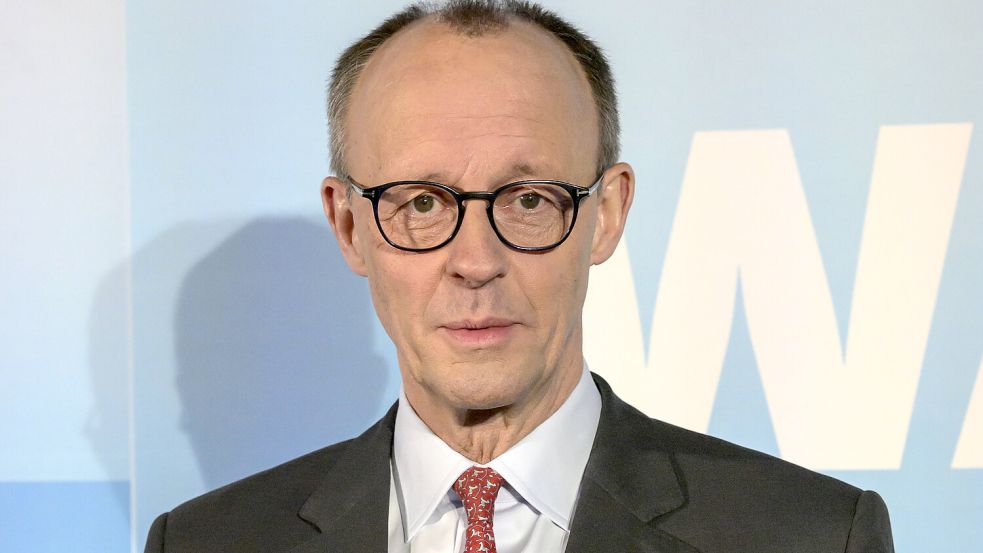 „Nur noch eben die Welt retten“ - Ein Kanzler ohne Pause. Foto: IMAGO/HMB-Media