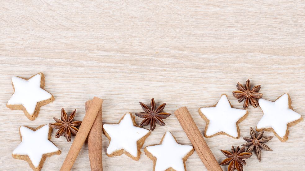 Ein beliebtes Weihnachtsgebäck: Zimtsterne können glutenfrei hergestellt werden, sagt Bäcker Meyer aus Bad Laer. Foto: IMAGO/CHROMORANGE