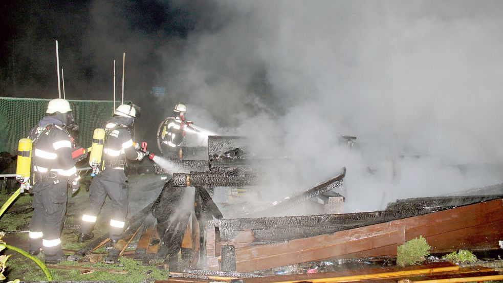 Laut Feuerwehr deutete die Alarmierung auf eine Explosion hin. Foto: Joachim Rand/Feuerwehr