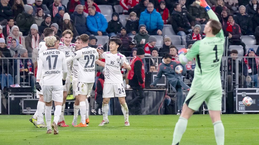 Das Gegentor wurmte Torhüter Neuer sehr. Foto: Sven Hoppe