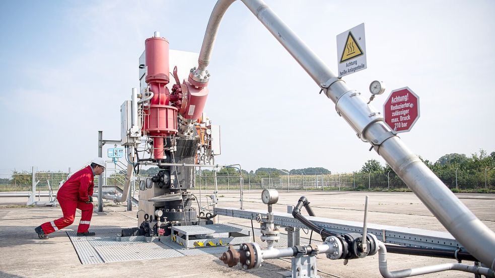 Der Konzern ExxonMobil fördert an vielen Stellen in Deutschland Erdgas. Auf dem Foto ist eine Anlage in Vechta zu sehen. Foto: Sina Schuldt/dpa/Archiv