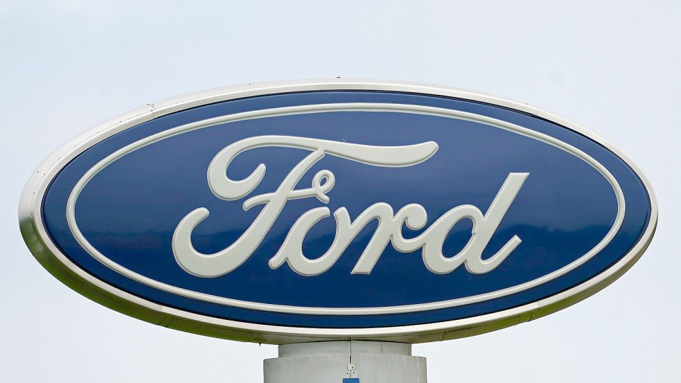 Ford will stärker auf Hybrid-Fahrzeuge setzen. (Archivbild) Foto: Gerry Broome/AP/dpa