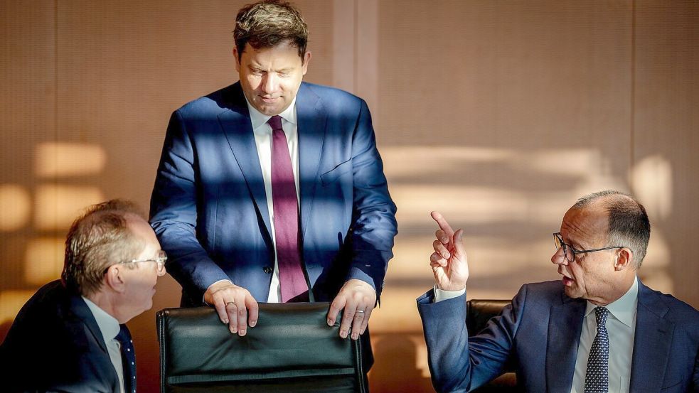 Die Spitzen der schwarz-roten Regierung mussten eine umfangreiche Tagesordnung abarbeiten. Foto: Kay Nietfeld/dpa