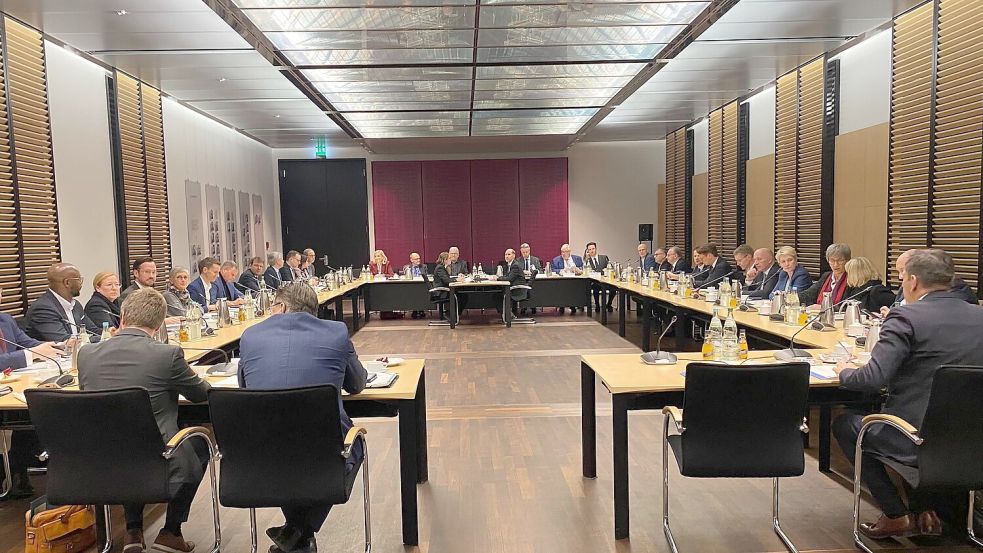 Der Vermittlungsausschuss kam zur ersten Sitzung in dieser Wahlperiode zusammen. Foto: Sascha Meyer/dpa