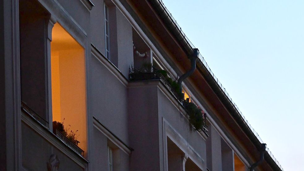 Auf der Suche nach einer neuen Wohnung bewarb sich eine Frau 2022 per Internetformular auf ein Inserat. Foto: Sebastian Gollnow