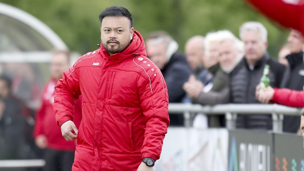 Bi Le Tran kämpft mit dem SV Großefehn um die Bezirksliga-Meisterschaft. Foto: Jens Doden/ Emden