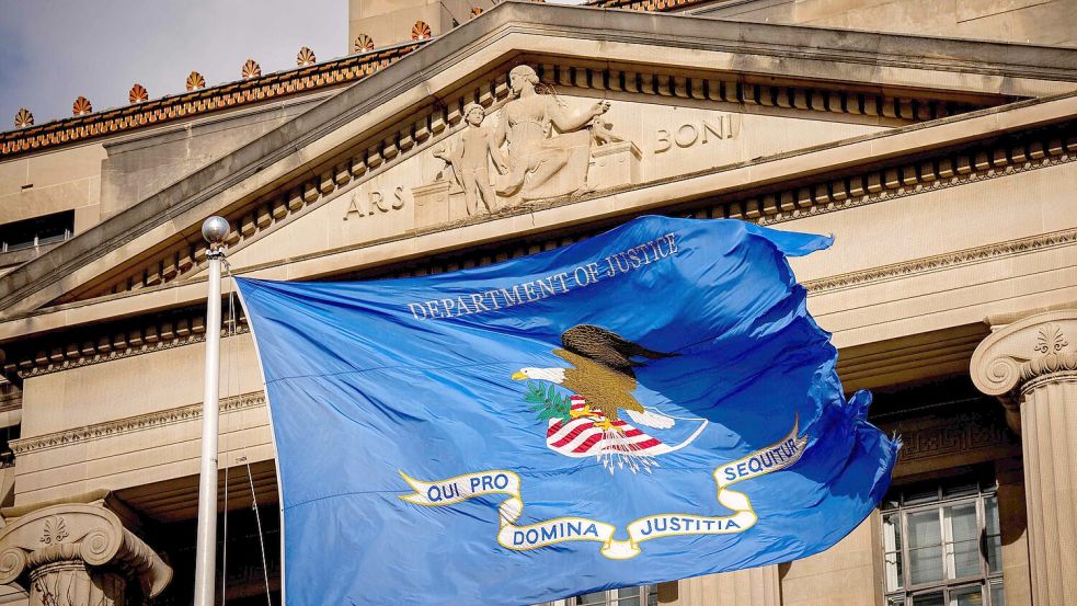 Das Justizministerium verfehlt die Frist des Kongresses bei der Veröffentlichung der Epstein-Akten. Foto: dpa/Andrew Harnik