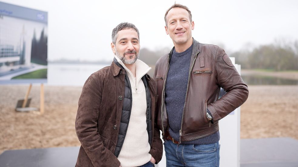 Neues Tatort-Duo: Denis Moschitto als Cyber-Kriminalist Mario Schmitt und Wotan Wilke Möhring als Bundespolizist Thorsten Falke. Foto: picture alliance/dpa/Marcus Brandt