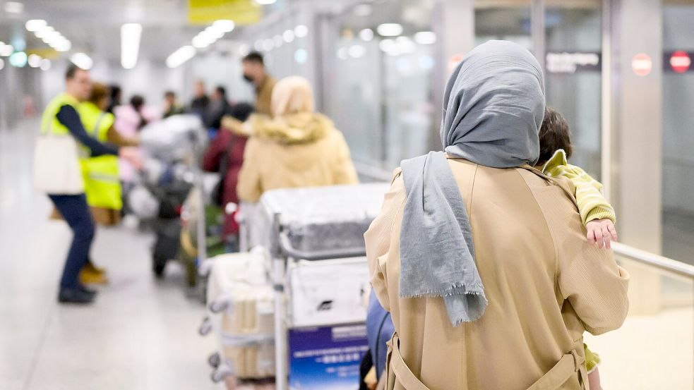 Jahrelang haben die Geflüchteten in Pakistan auf eine Einreiseerlaubnis für Deutschland gewartet. (Archivbild) Foto: Julian Stratenschulte
